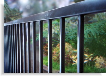 Majestic 2 Rail Photo